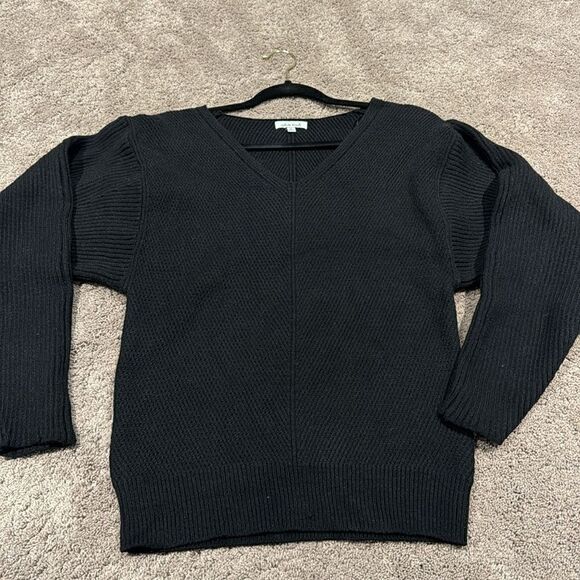 White Birch V neck sweater super soft balloon sleeves size M - Picture 2 of 8